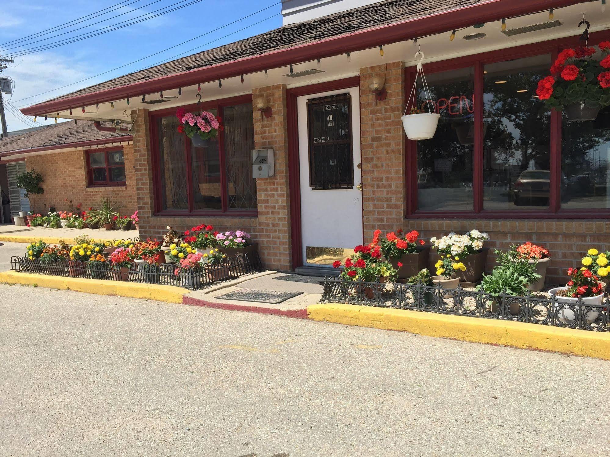 The Capri Motel Winnipeg Zewnętrze zdjęcie